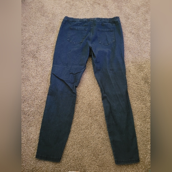 Simply Vera Vera Wang jeans size 16 - Picture 2 of 3